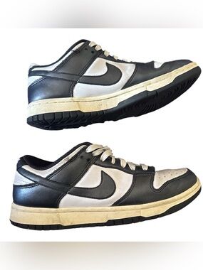 Nike Low-Top Sneakers in Black and White